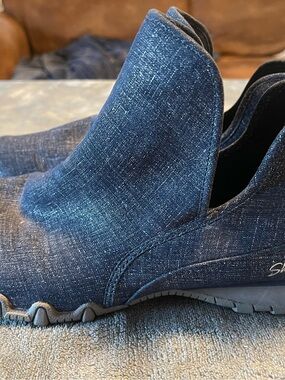 Skechers Womens Flex Appeal 2.0  Casual Slip on boot  Size 9 Navy